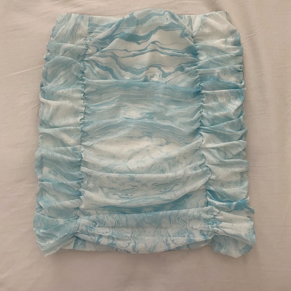 *NWOT Bodycon skirt size S - Picture 1 of 3